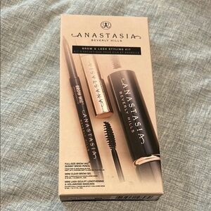 Anastasia Beverly Hills Brow & Lash Kit in Black and Gold